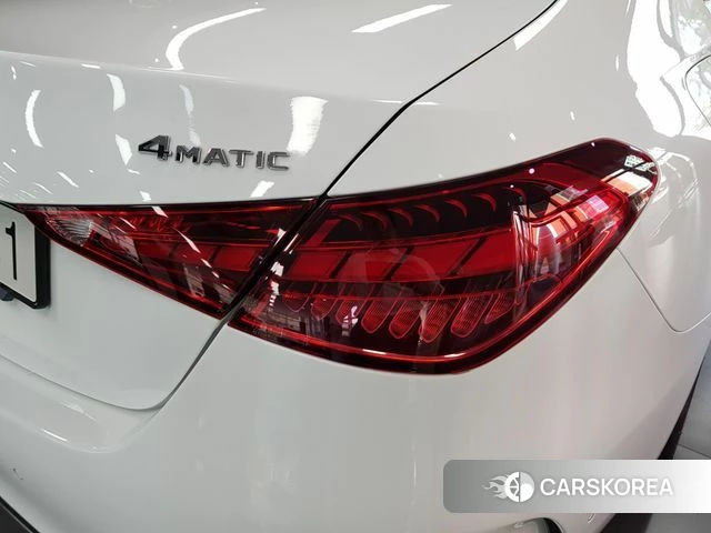 Mercedes-Benz C-Class W206 2023 Белый из Кореи, фото 4