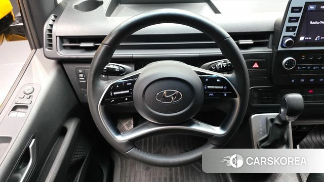 Hyundai Staria 2022 Желтый из Кореи, фото 4
