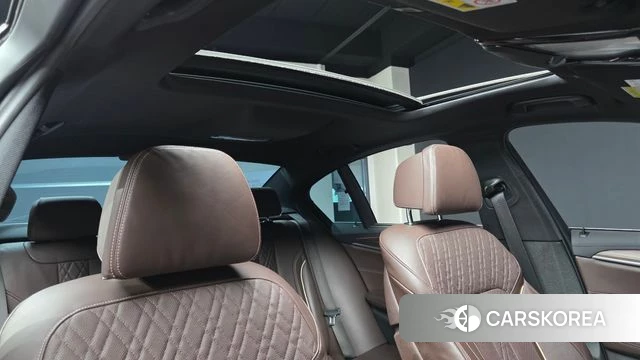 BMW 5 Series (G30) 2019 Черный из Кореи, фото 4