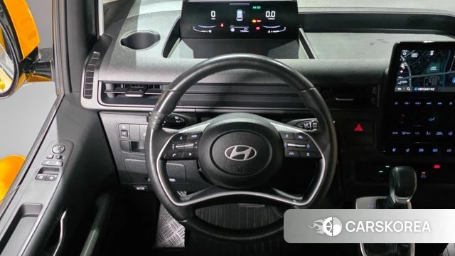 Hyundai Staria 2024 Желтый из Кореи, фото 4