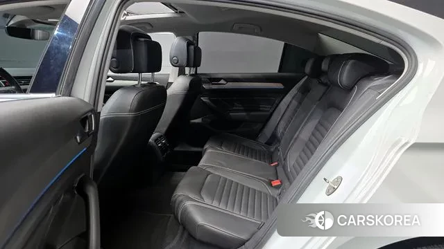 Volkswagen Passat GT (B8) 2021 Белый из Кореи, фото 4