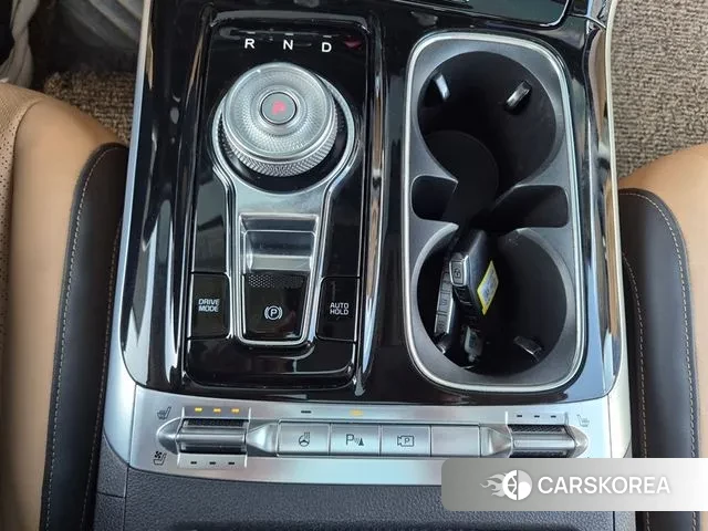 Kia Carnival 4th generation id 3205700 из Кореи 4