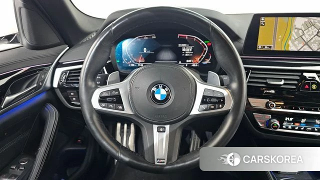 BMW 5 Series (G30) 2020 Белый из Кореи, фото 4