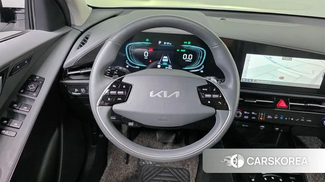 Kia Di Ol Nu Niro 2023 Белый из Кореи, фото 4