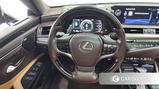 Lexus ES300h 7th generation 2019 Серый из Кореи, фото 4