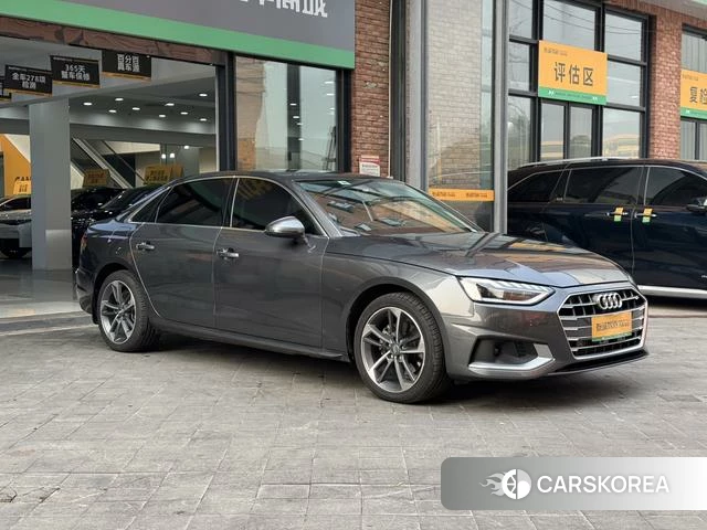Audi A4L 2021 Темно-серый из Китая, фото 4