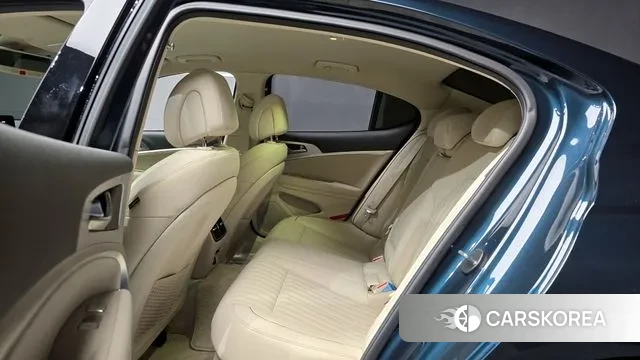 Genesis The New G70 2023 Синий из Кореи, фото 4