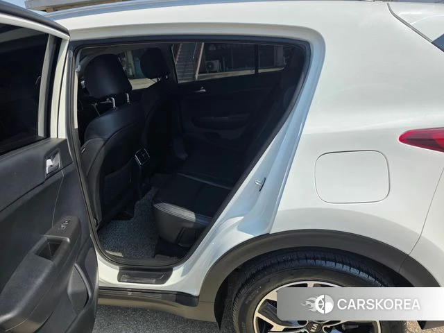 Kia Sportage The Bold 2021 Белый из Кореи, фото 4