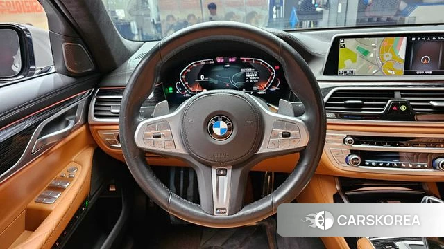 BMW 7 Series (G11) 2021 Серебристо-серый из Кореи, фото 4