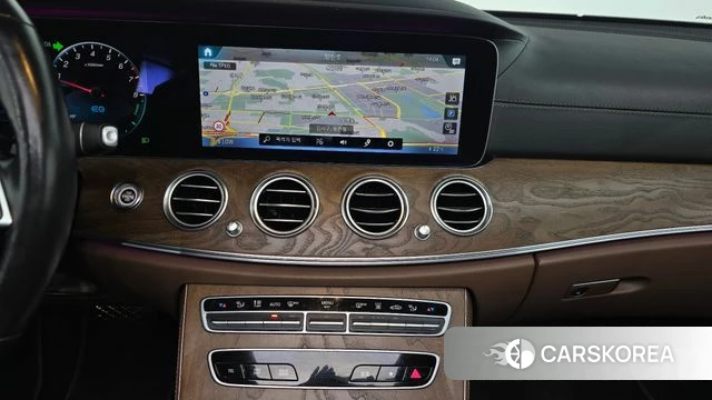 Mercedes-Benz E-Class W213 2020 Черный из Кореи, фото 4