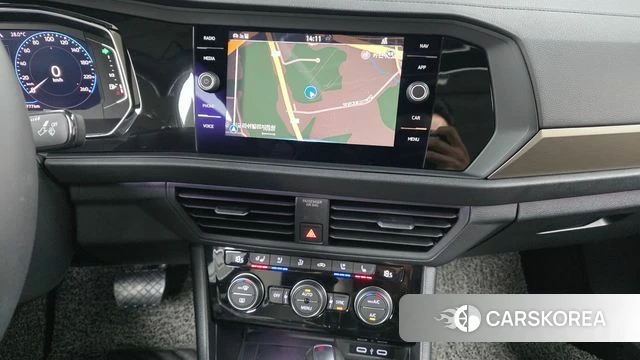 Volkswagen 7th Generation of Jetta 2021 Белый из Кореи, фото 4