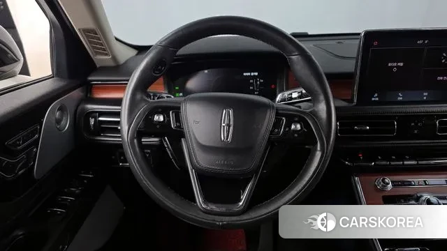 Lincoln Aviator 2nd generation 2021 Белый из Кореи, фото 4