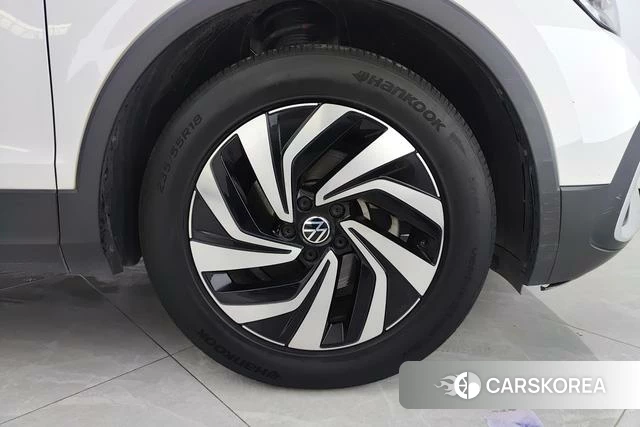 Volkswagen Tiguan L 2022 Белый из Китая, фото 4