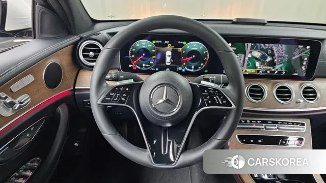 Mercedes-Benz E-Class W213 2023 Белый из Кореи, фото 4