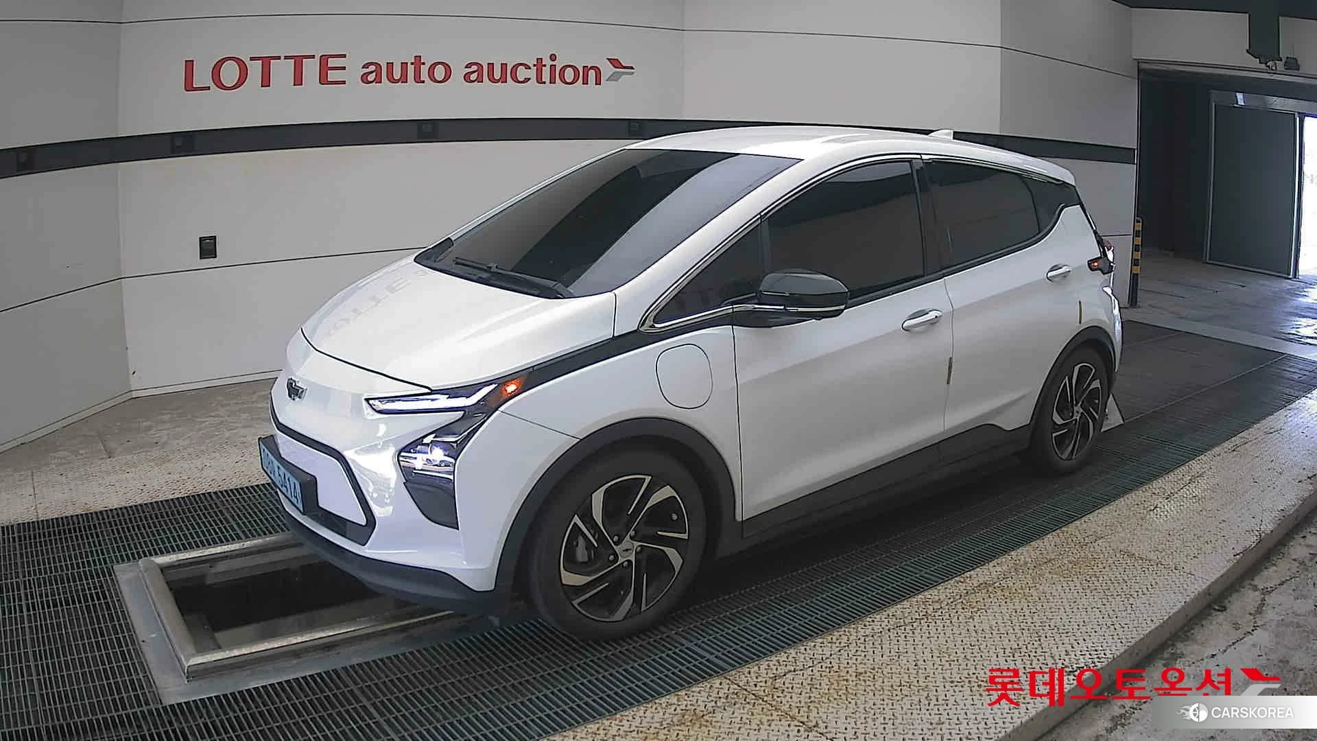 Korea G M Bolt (EV) 2022 Pure White из Кореи, фото 4