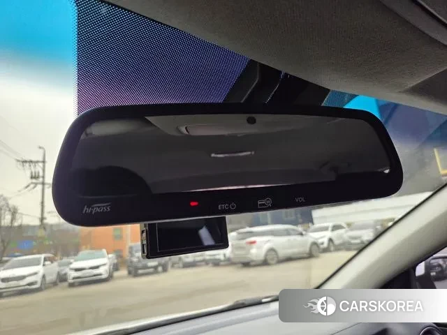 Kia The New K3 2nd generation 2024 Белый из Кореи, фото 4