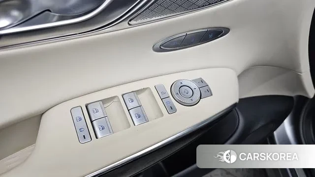 Genesis GV70 2021 Серебристо-серый из Кореи, фото 4