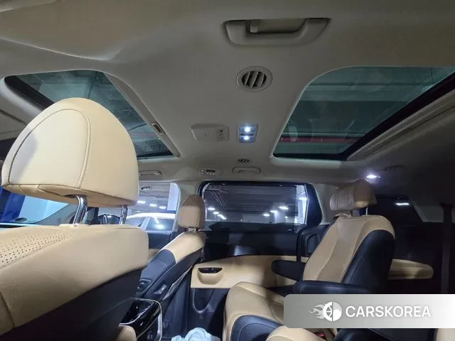 Kia Carnival 4th generation 2021 Черный из Кореи, фото 4