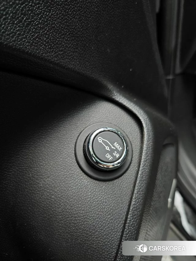 Chevrolet (GM Daewoo) The New Trail Blazer 2023 Черный из Кореи, фото 4