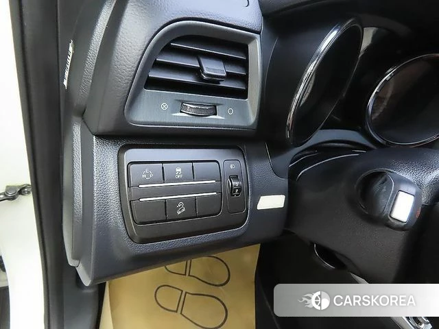 Ssangyong Tivoli Armor 2019 Белый из Кореи, фото 4