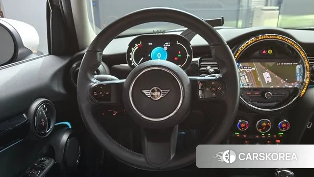 Mini Cooper 2022 Черный двухцветный из Кореи, фото 4