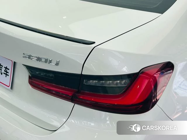 BMW 3 series 2023 Белый из Китая, фото 4