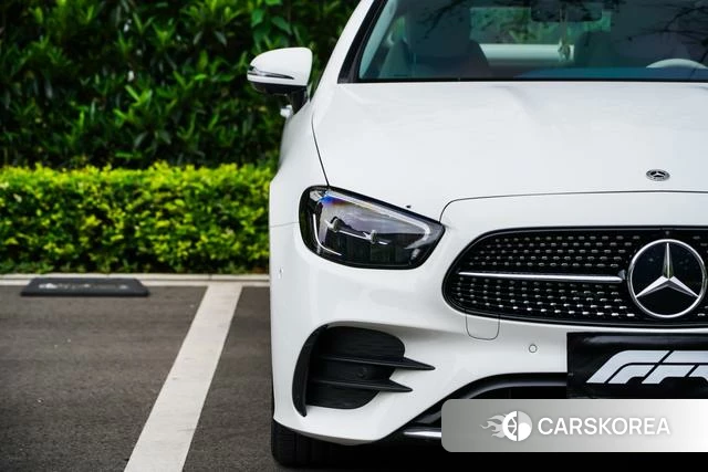 Mercedes-Benz E-class (imported) 2023 Белый из Китая, фото 4