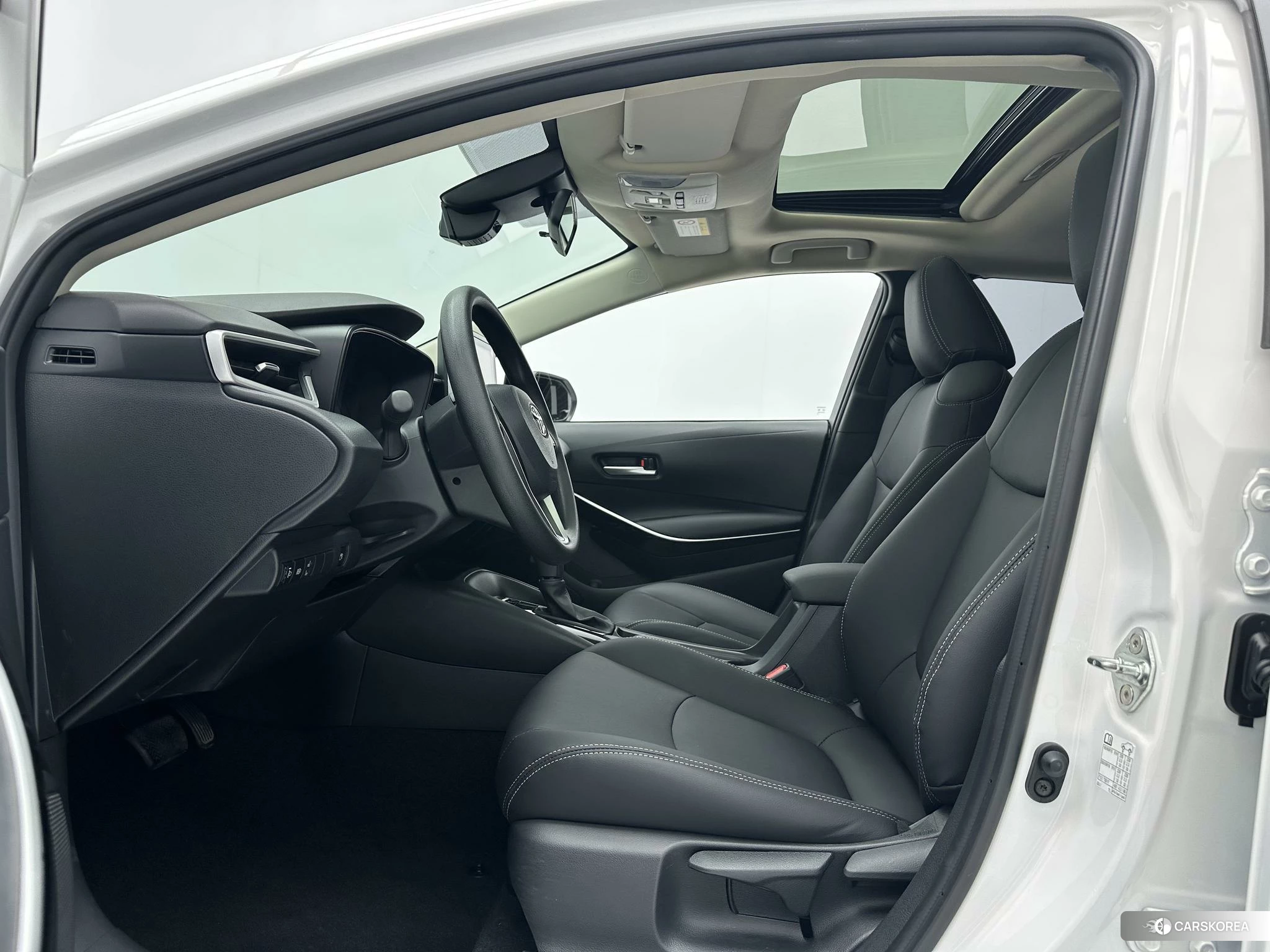 Toyota Corolla 2020 Белый из Китая, фото 4