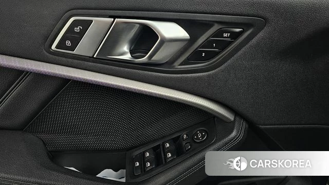 BMW 1 Series (F40) 2022 Белый из Кореи, фото 4