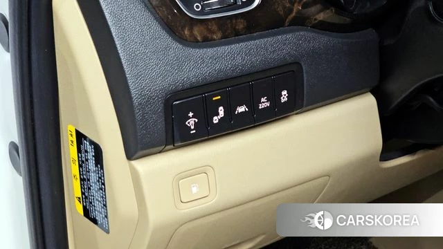 Kia The New Carnival 2019 Белый из Кореи, фото 4