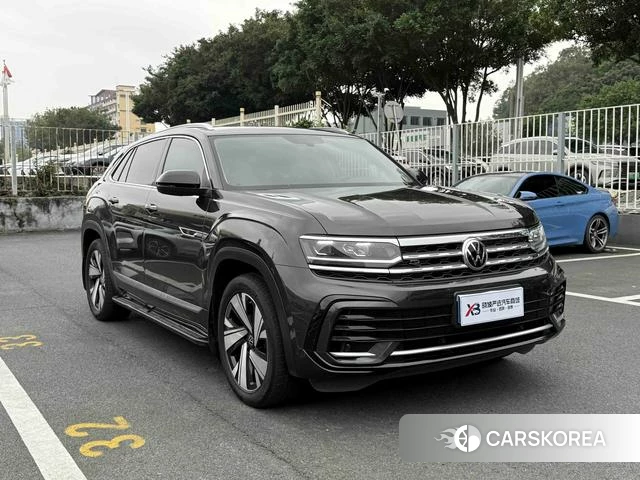 Volkswagen Tourang 2021 Темно-серый из Китая, фото 4