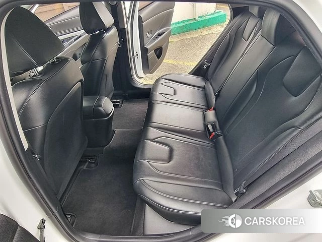 Hyundai Avante (CN7) 2022 Жемчужный цвет из Кореи, фото 4