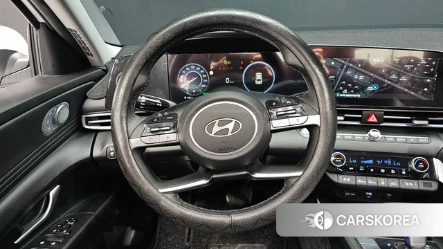 Hyundai The New Avante Hybrid (CN7) 2023 Белый из Кореи, фото 4