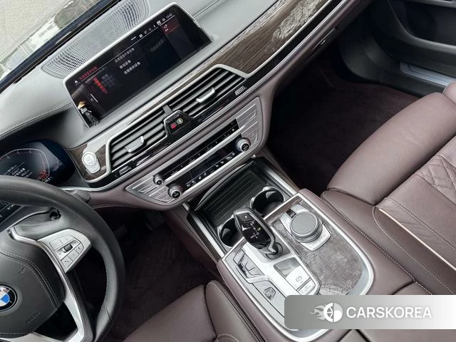 BMW 7 series 2022 Черный из Китая, фото 4