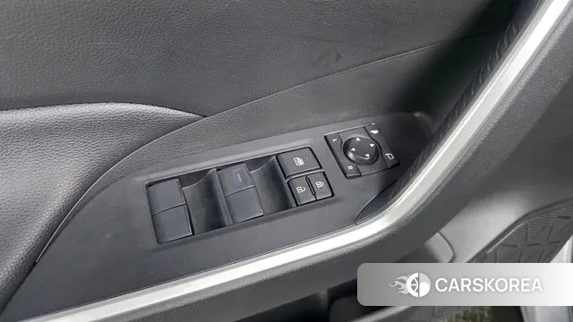 Toyota RAV4 5th Generation 2021 Серебряный из Кореи, фото 4