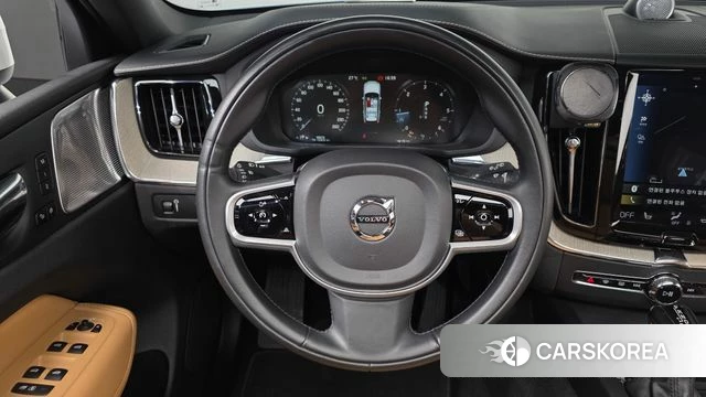 Volvo XC60 second Generation 2018 Белый из Кореи, фото 4