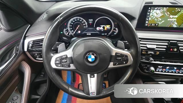 BMW 5 Series (G30) 2018 Синий из Кореи, фото 4