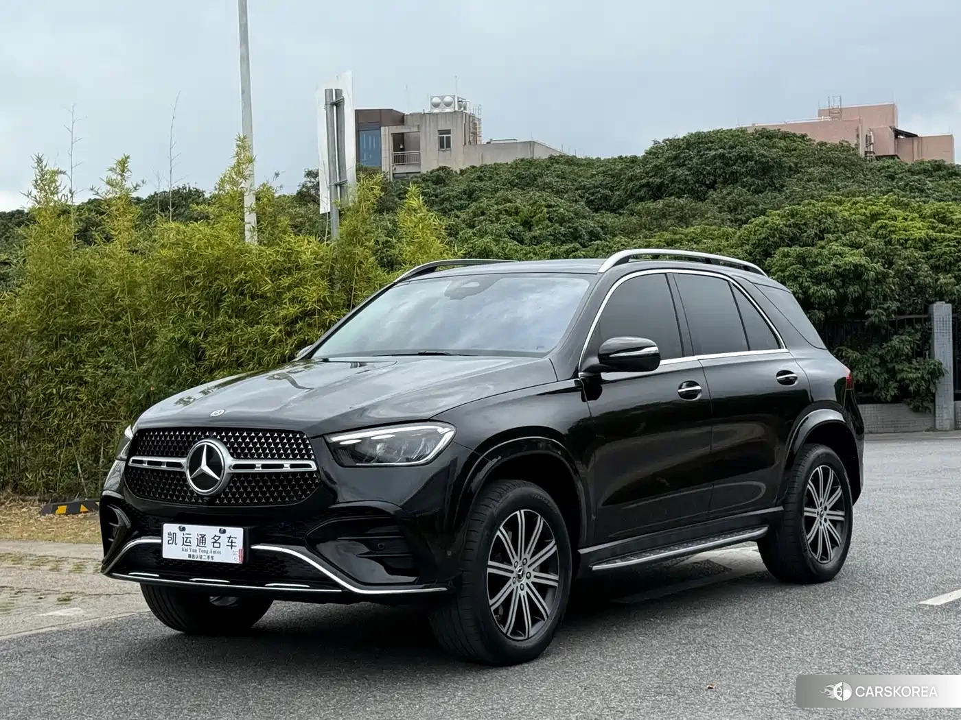 Mercedes-Benz GLE (imported) 2025 Черный из Китая, фото 4