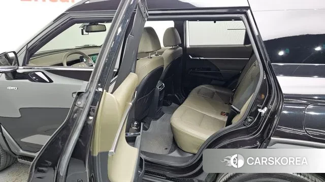 Ssangyong Torres 2023 Черный из Кореи, фото 4