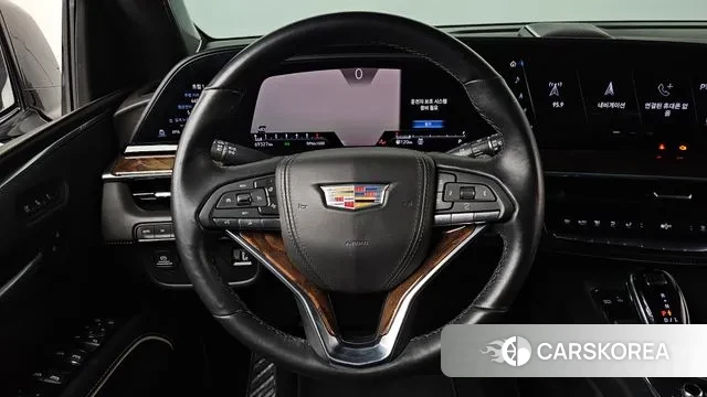 Cadillac Escalade 5th Generation 2021 Белый из Кореи, фото 4