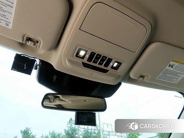 Ford Explorer 6th Generation 2023 Белый из Кореи, фото 4