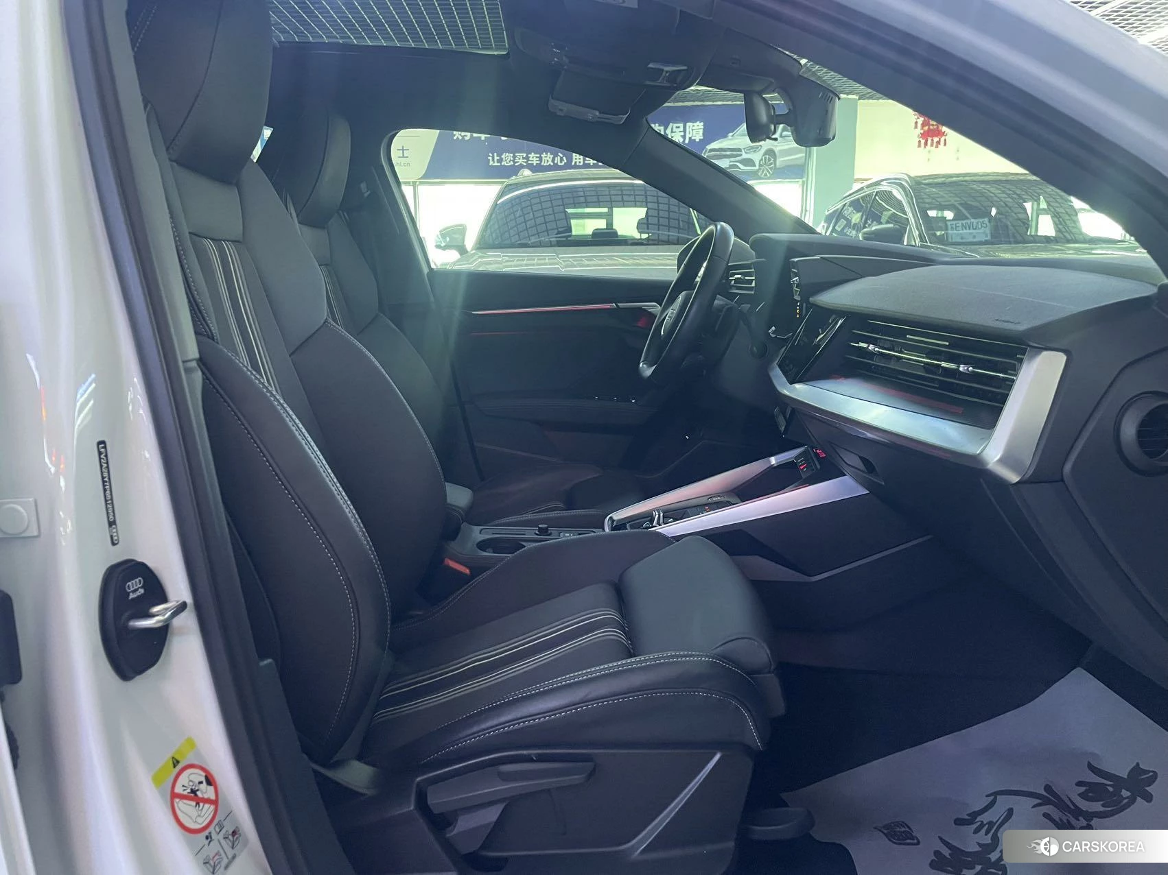 Audi A3 2023 Белый из Китая, фото 4