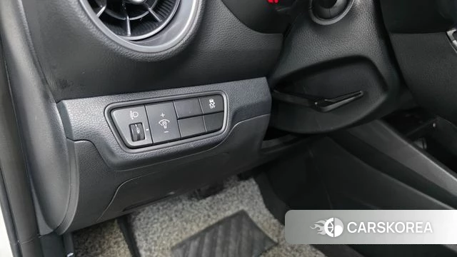 Kia The New K3 2nd generation 2021 Белый из Кореи, фото 4