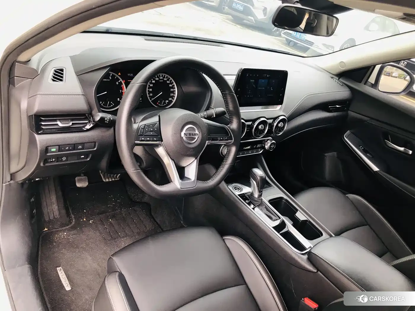 Nissan Sylphy 2021 Белый из Китая, фото 4