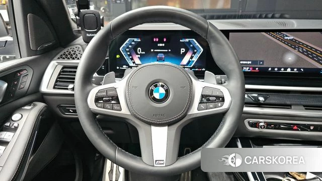 BMW X7 (G07) 2024 Черный из Кореи, фото 4