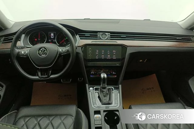 Volkswagen Magotan PHEV 2021 Черный из Китая, фото 4
