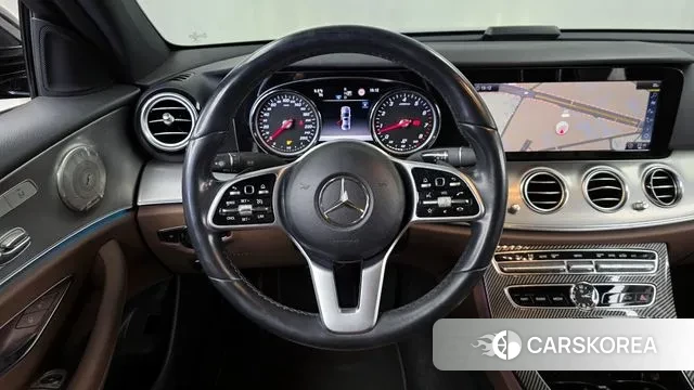 Mercedes-Benz E-Class W213 2019 Черный из Кореи, фото 4