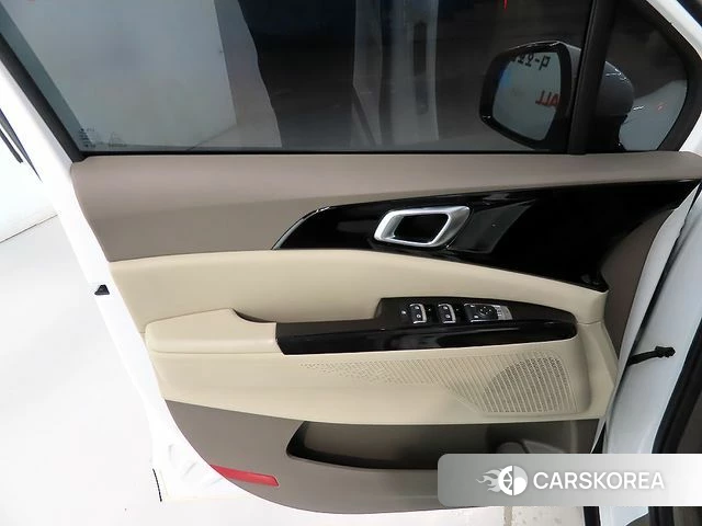 Kia Carnival 4th generation 2022 Белый из Кореи, фото 4