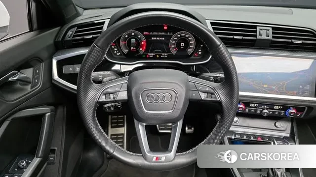 Audi Q3 (F3) 2022 Белый из Кореи, фото 4
