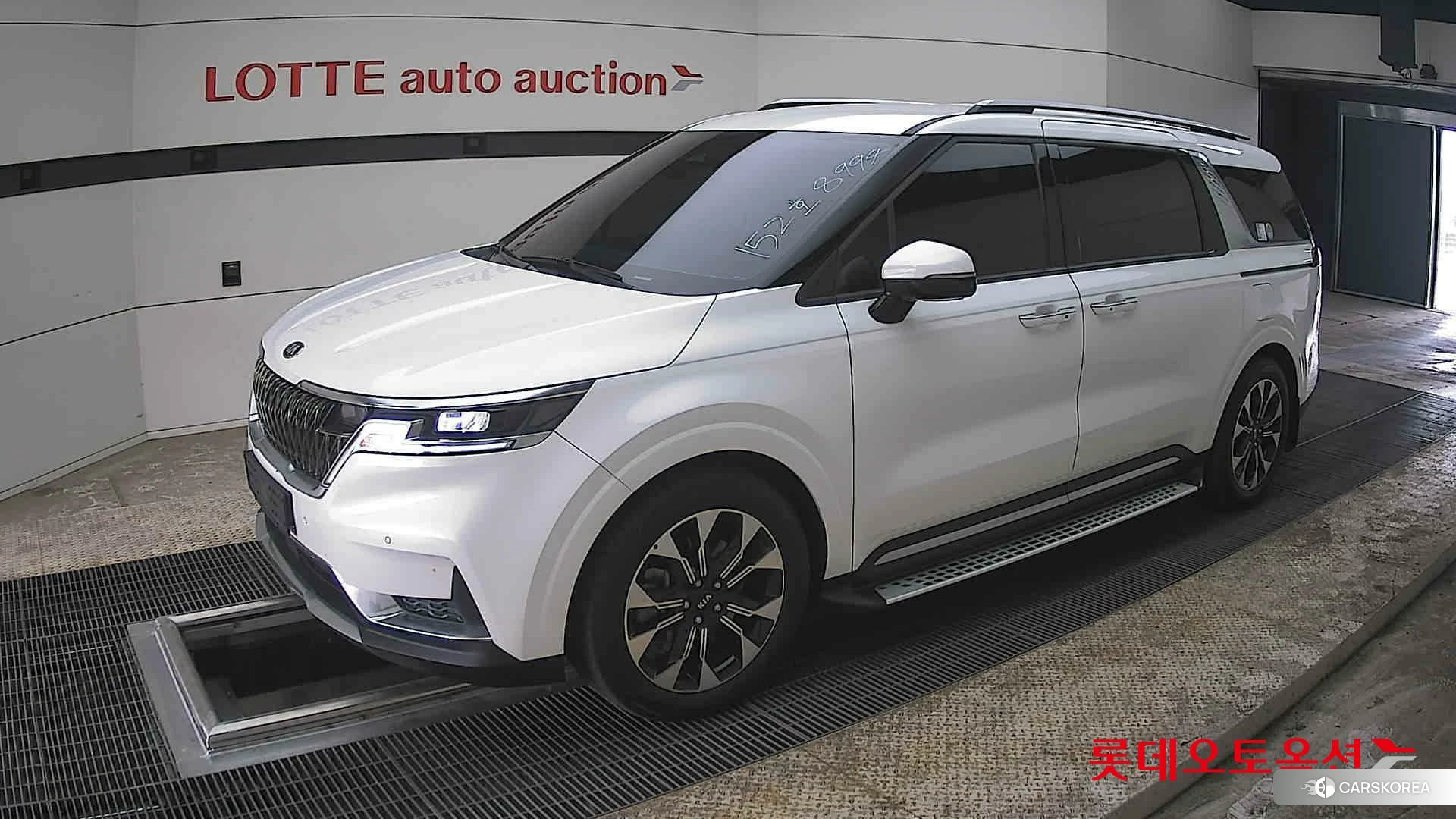 Kia Carnival Limousine 2021 Белый из Кореи, фото 4